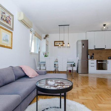 Modern Apartment With Sea View And Secure Garage Σπλιτ Εξωτερικό φωτογραφία